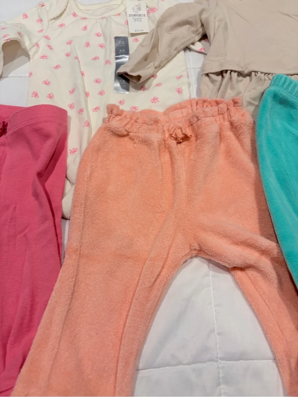 GAP Girls Pink Peach Teal Cream Mix Bottoms and Tops Set